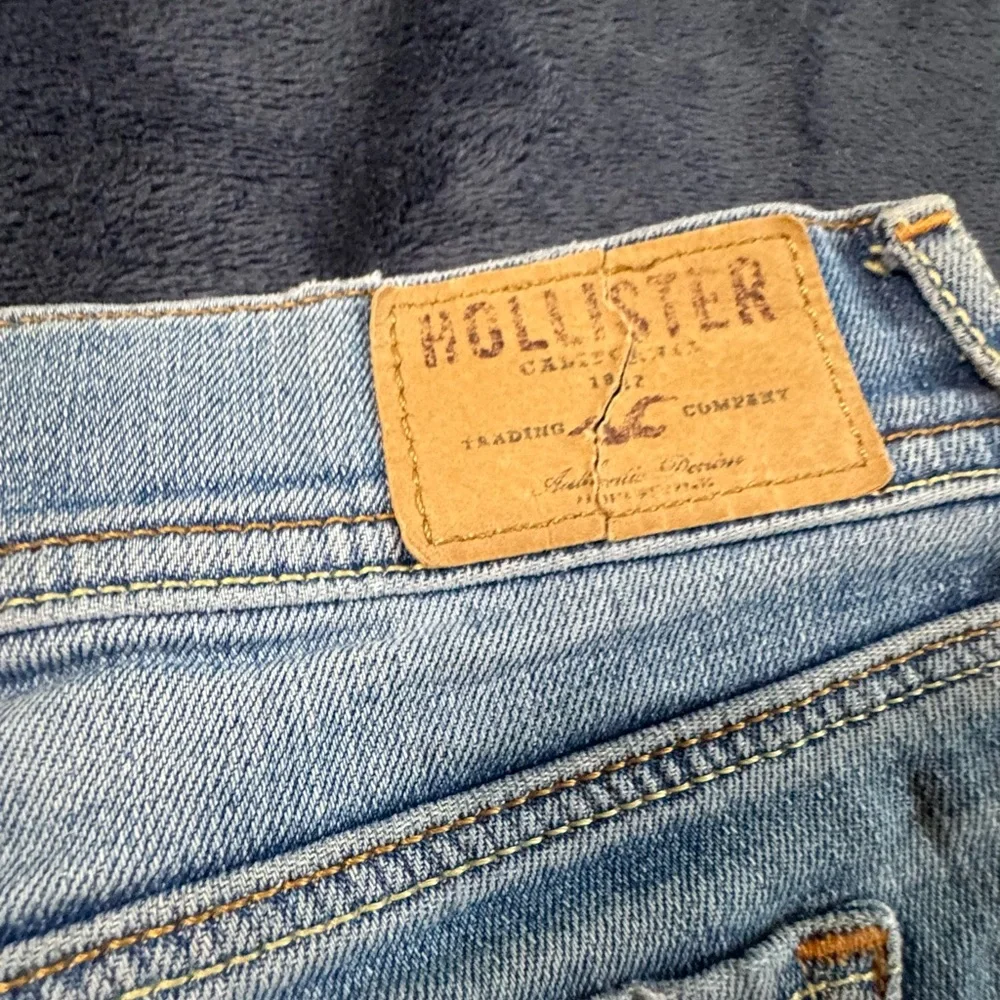 Sold - Picture 3 of 7